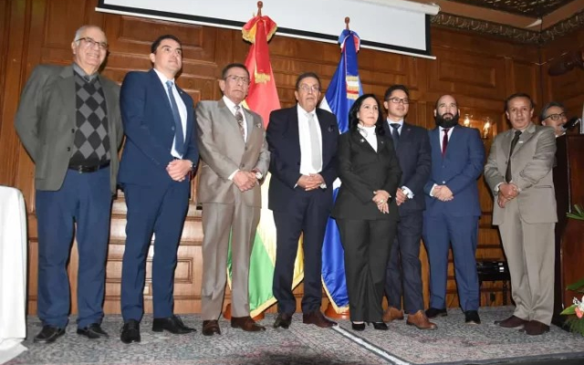 BOLIVIA: Crean Consejo Empresarial Boliviano- Dominicano