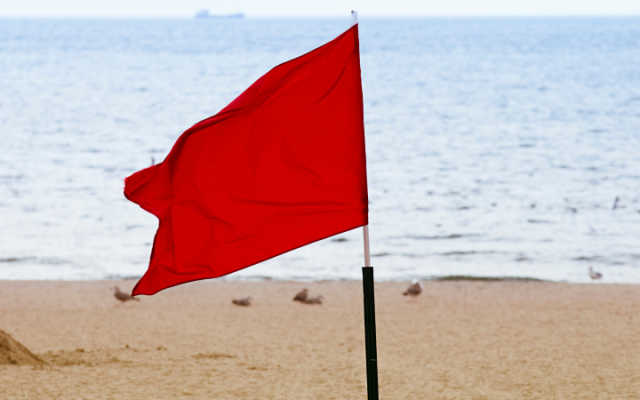 DC coloca bandera roja en el litoral costero de Puerto Plata