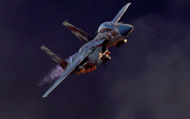 Irán afirma derribó dos aviones de combate de EU en territorio