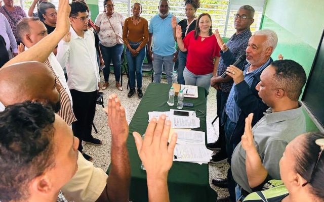 PLD juramenta dirección de la corriente magisterial Hostos
