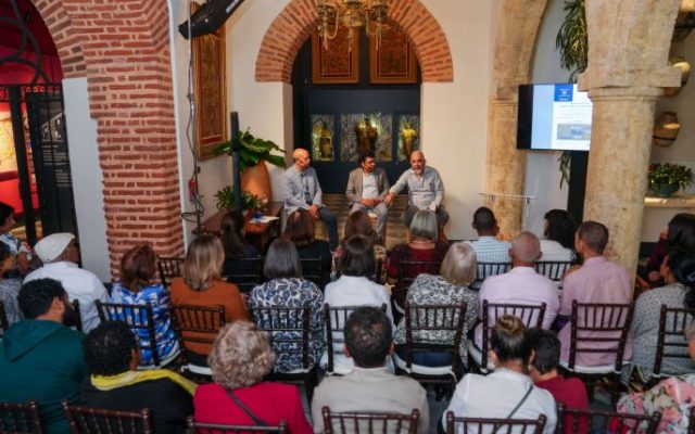 Centro Cultural Taíno ahonda en lingüística de La Española