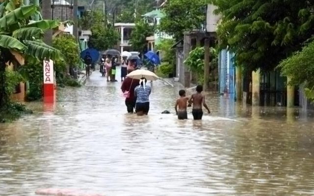 Una vaguada causa estragos en varias provincias dominicanas