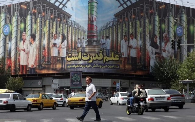 Irán dice no negociará sin paz Líbano; Vice EU viajó Islamabad