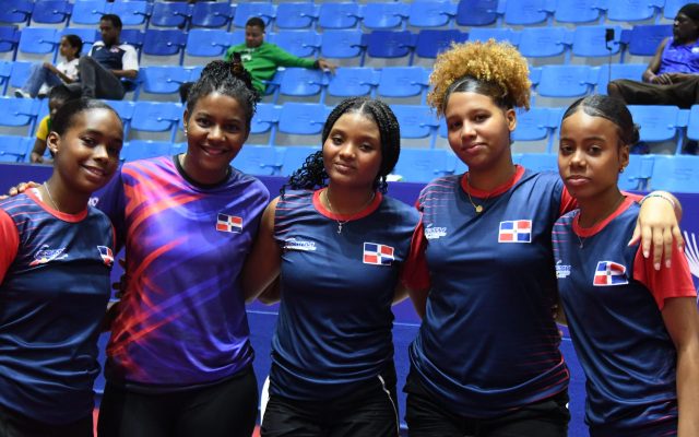 Juveniles ganan medallas plata en tenis de mesa del Caribe
