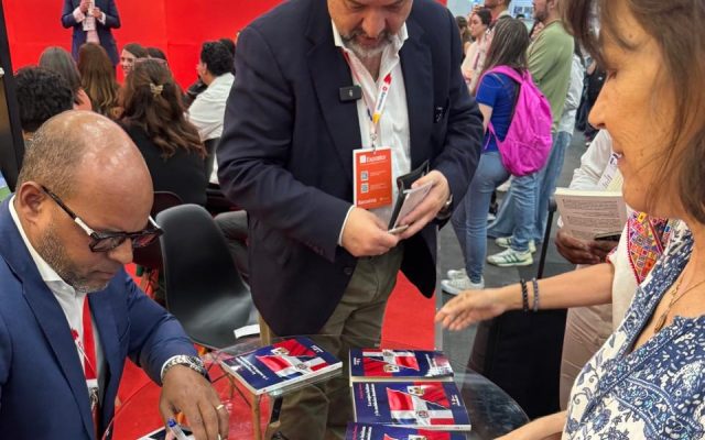 Infobae destaca libro Francisco Tavárez sobre Haití y RD