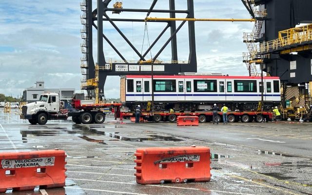 Entregan primeros trenes para ampliación línea 2 Metro SD