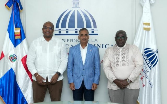 Dominicana y Surinam exploran cooperación en hidrocarburos