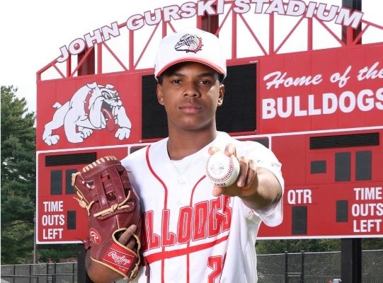 Isaac de la Cruz: de Pensilvania al radar del béisbol profesional