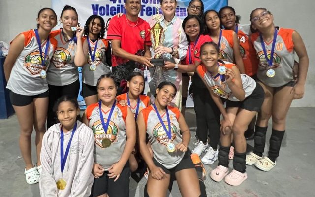 Las Terrenas y Nagua ganan el torneo de voleibol Las Ballenas