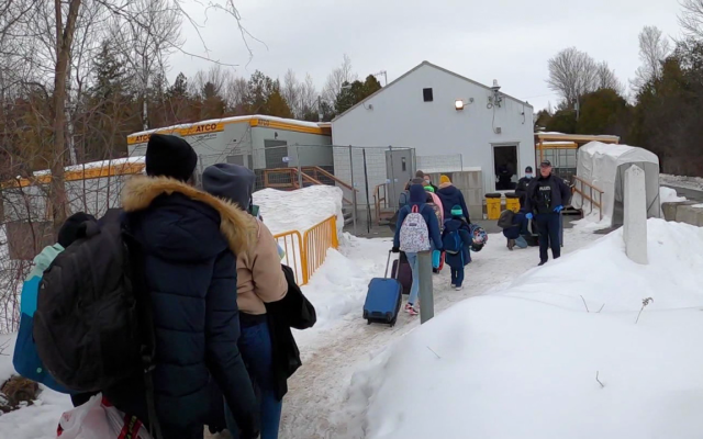 30 mil migrantes haitianos serán expulsados de Canadá