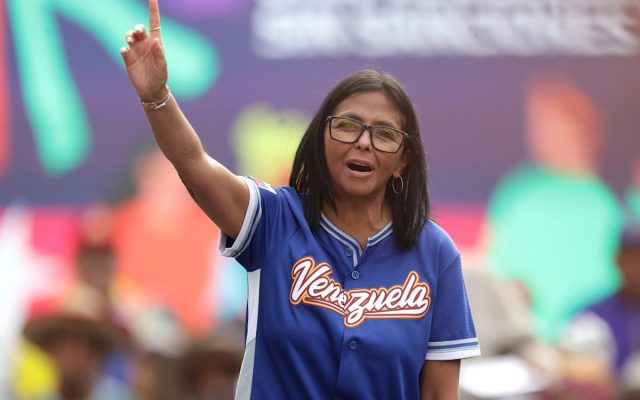 VENEZUELA: Presidenta sube a US$240 ingreso de trabajadores