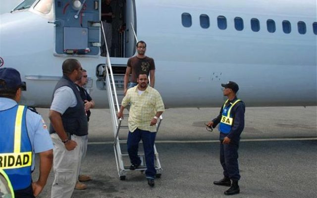 Otros 72 criollos deportados de EE.UU. tras cumplir condenas
