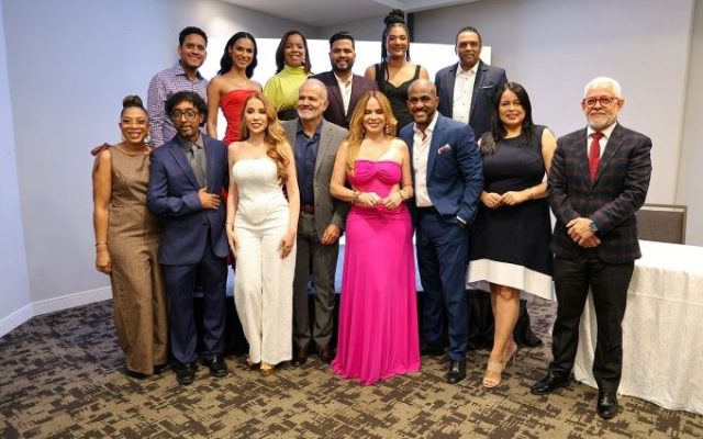 “Domingo es Mío” con Brenda Sánchez y Carlos Alfredo Fatule
