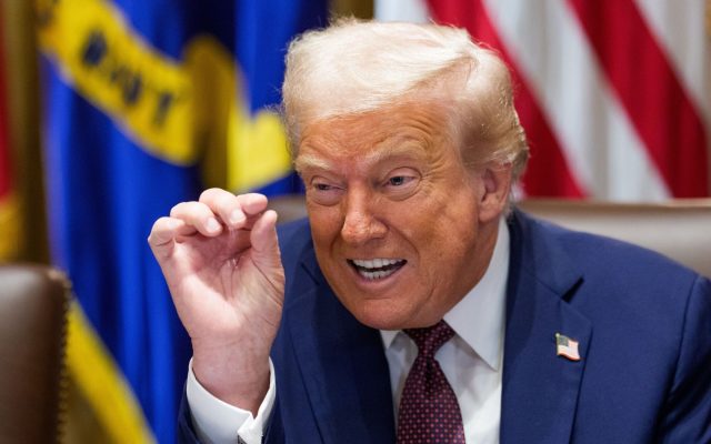 Trump anuncia cierre estrecho Ormuz; interceptará buques