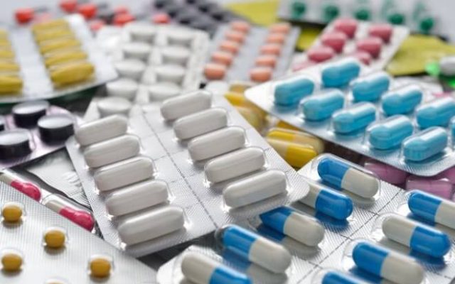 EEUU anuncia aranceles 100% a medicamentos patentados