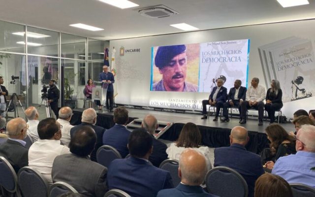 Soto Jiménez presenta “Los muchachos de la democracia”