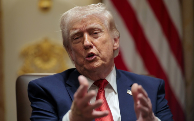EU: Trump dice que Irán «acaba de solicitar un alto el fuego»