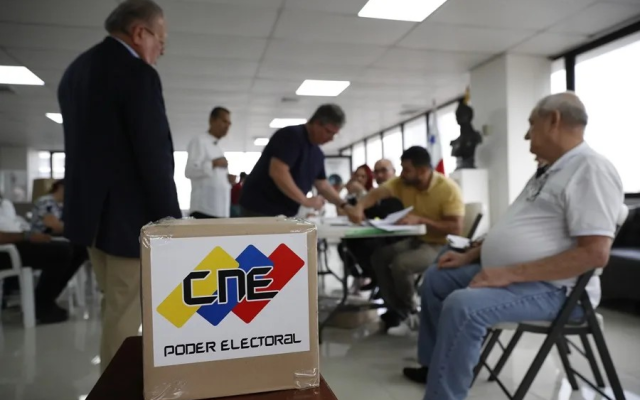 Venezuela: Oposición presenta plan para «elecciones libres»
