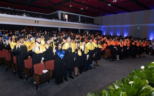 Unapec gradúa a 798 nuevos profesionales en S. Domingo