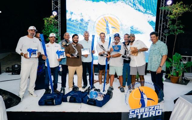 “Los Bandoleros” se llevan los honores pesca al Marlin Blanco