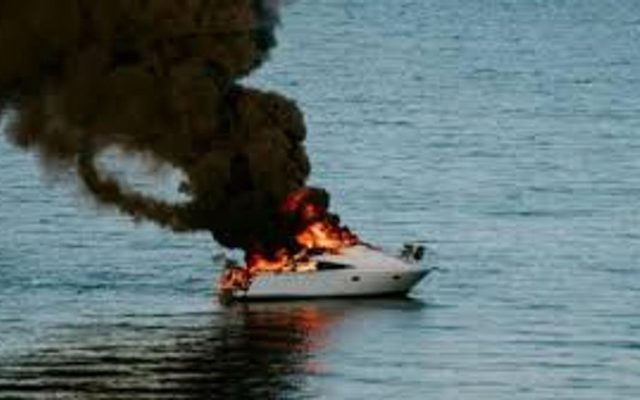 Once heridos tras explosión de barco frente a costas de Florida