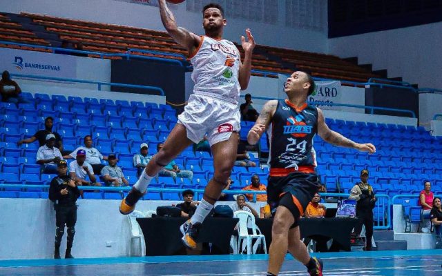 Cañeros y Marineros ganan en baloncesto profesional de la RD