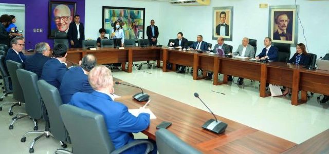 Directivos del CONEP se reúnen con la dirigencia del PLD en SD