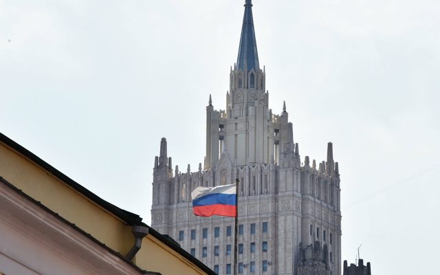 Rusia recomienda a extranjeros dejen Kiev lo antes posible