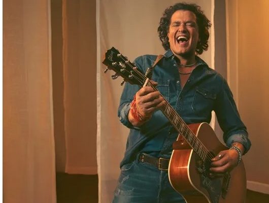 Carlos Vives lanza ‘El último disco Vol.1’, grabado en vivo