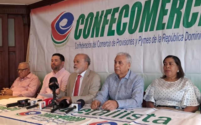 Comerciantes: Gobierno miente, alzas precios son significativas