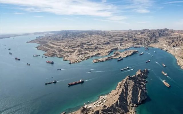EEUU: Trump da ultimátum a Irán si no abre estrecho Ormuz