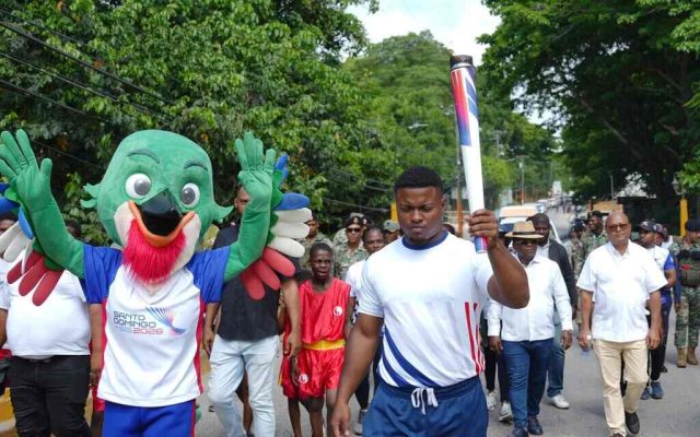 Antorcha de los JCC Santo Domingo 2026 llega a Elías Piña