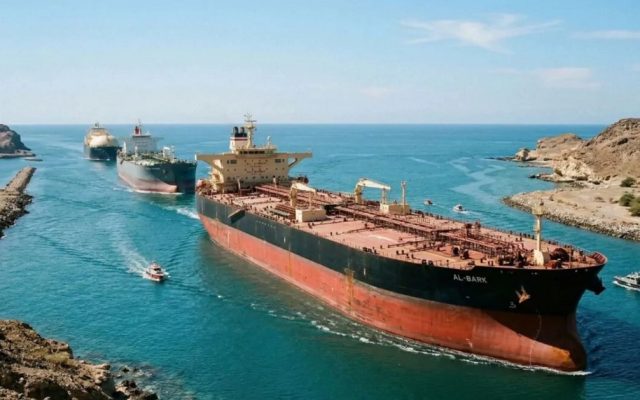 Irán informa del paso de 20 buques mercantes por Ormuz