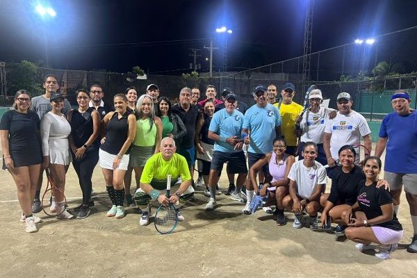Castillo y Malagón sorprenden en Torneo Tenis Challenge Cup  