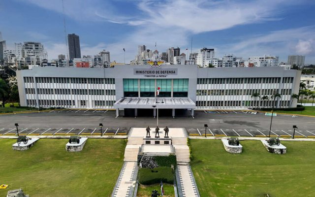 Más de medio millón egresados de escuelas militares de la RD