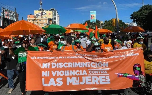 Feministas exigen acción de Estado ante crisis feminicidios