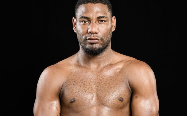 Michael Ramírez y Kenny De León en combate invictos en RD