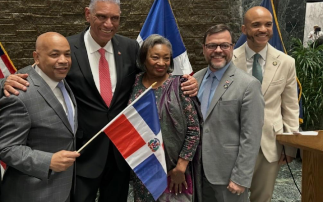 «Dominicans in Albany 2026» reconoce cónsul RD en N. York