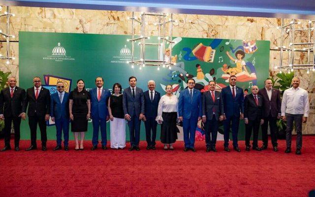 República Dominicana rinde homenaje a figuras de la cultura