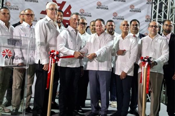 ANADIVE inaugura la Autoferia 2026 en la Feria Ganadera