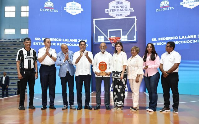 Inauguran Juegos Baloncesto Interbarriales Gran S. Domingo