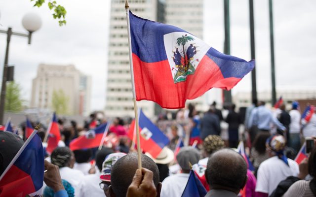 Principales actores de Haití celebraron el Día de la bandera