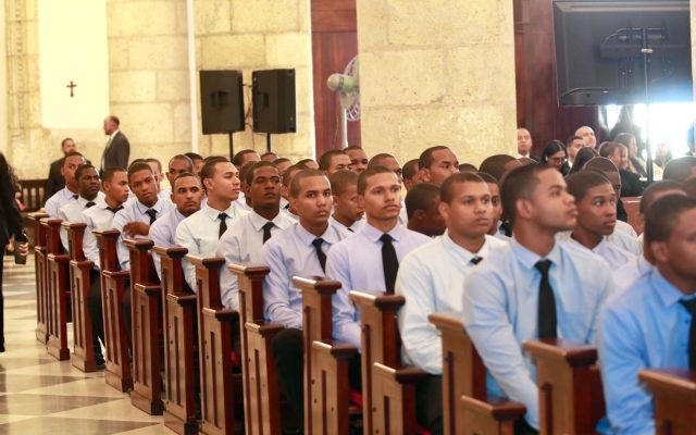 634 agentes antinarcóticos son ascendidos en Rep. Dominicana