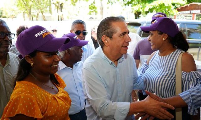 Javier García opina Gobierno PRM es indolente ante crisis