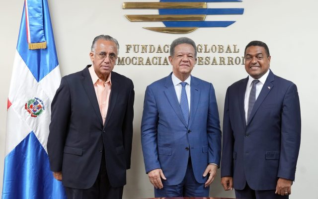 Leonel exhorta apoyar Juegos Centroamericanos y del Caribe