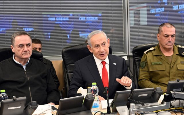 Netanyahu ordena a sus tropas hacerse con 70% Franja Gaza