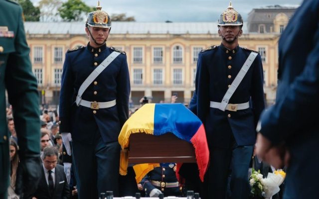 COLOMBIA: Petro decreta luto 2 días por asesinato periodista