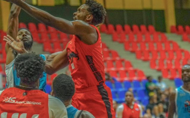 Leones de SD derrotan a los Titantes del Sur en la LNB 2026