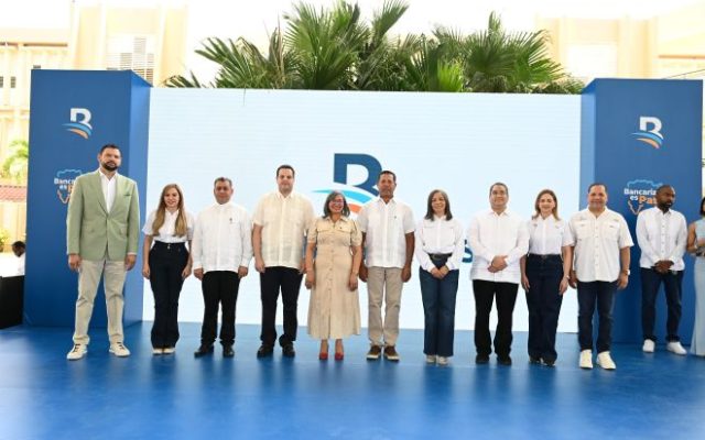 Banreservas impulsa inclusión financiera S. Francisco Macorís