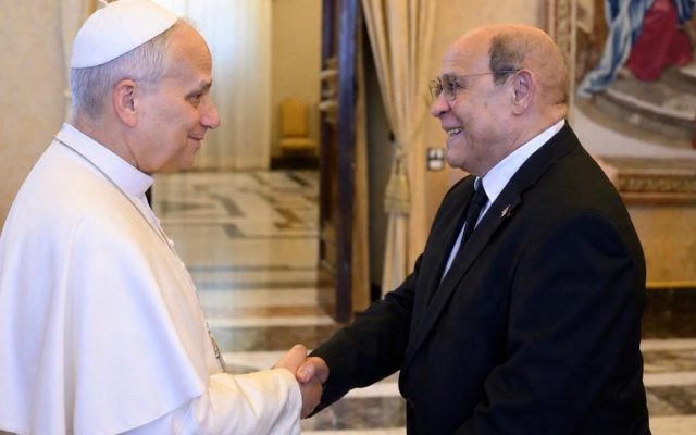 El Papa envía mensaje a Luis Abinader; recibe a ministro RD